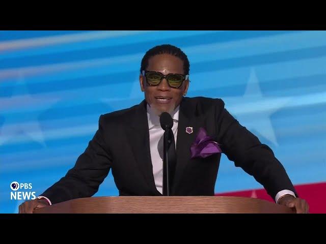 WATCH: Comedian D.L. Hughley speaks at 2024 Democratic National Convention | 2024 DNC Night 4