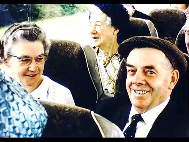 Pensioner Coach Trip from Newbrough to Maryport and Silloth on the Northumbria Coast C1970, F967