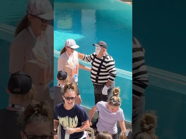 Lower | Tom the mime
