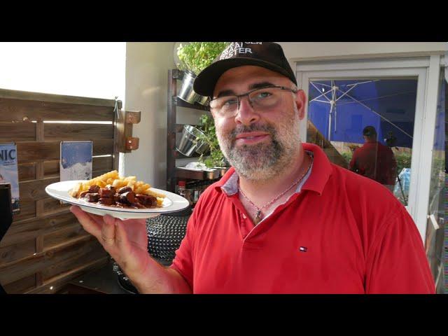 Ultimate Currywurst with morello cherries - Roettgen Braai Master