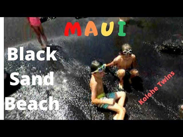 Road to Hana: Maui's Black Sand Beach (Waianapanapa State Park)