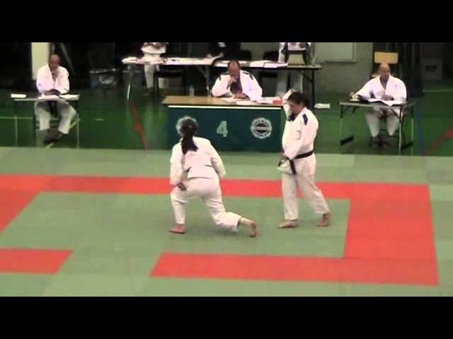 Judo Dan-schwarzer Gürtel examen, Roermond NL mit Kimberly Wanders