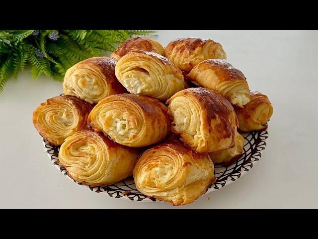 I found a new and easiest way to make croissants! Everyone should know this secret.