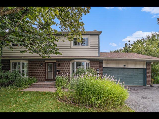 Ottawa Homes For Sale | 44 Bluegrass Drive | Bennett Property Shop Realty