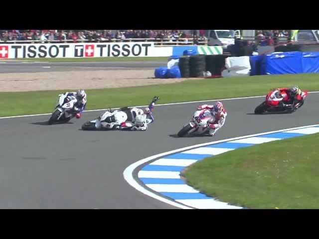 Jonathan Rea smash Haslam and Melandri (crash) - World Superbike Donington 2012