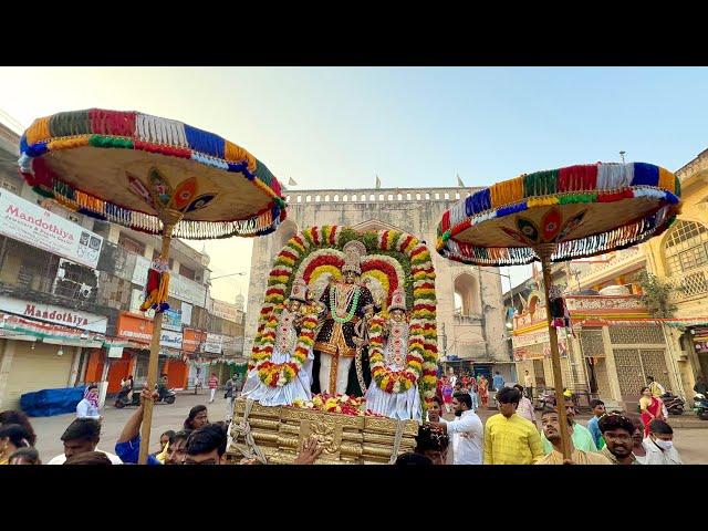 Vaikunta Ekadasi Celebrations at Charminar Balaji Temple | Mukkoti Ekadashi pallaki Seva in Old City