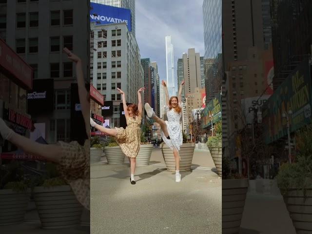 Swing dance in Times Square ️#swingdance #jazz #timessquare