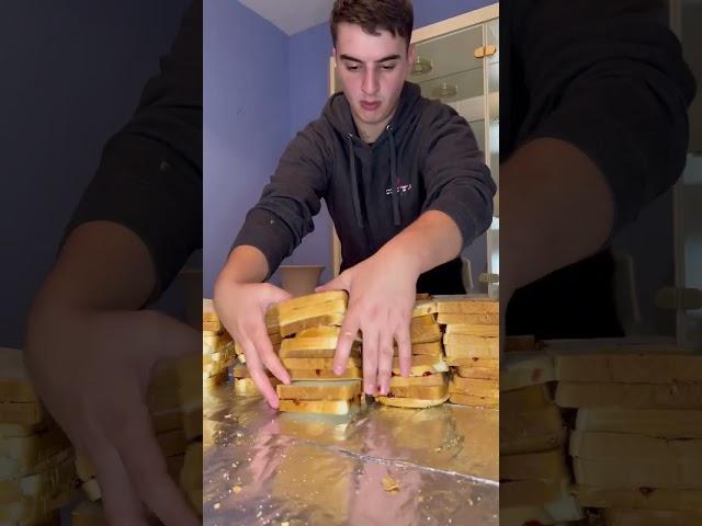 100 PB&J’s For People in Need