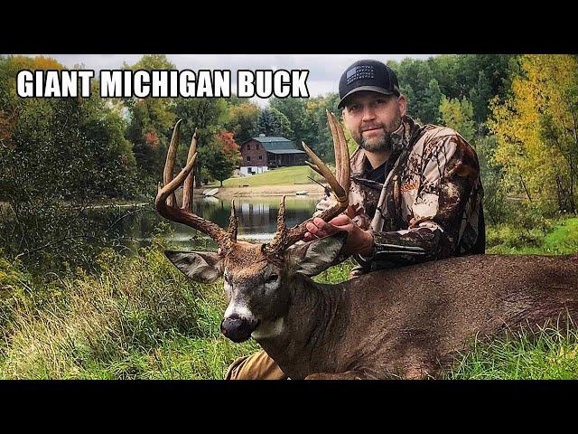 GIANT 153" MICHIGAN BUCK | Deer Hunting October | Big Buck on Small Farm