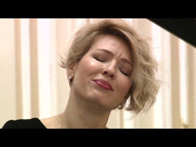 Sergey Rachmaninoff, Variations on a Theme of Corelli op.42 Polina Osetinskaya, piano.