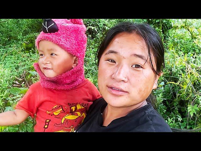 Jonson & Mom Jina working in the Jungle II Life in Pastoral Nepal@Sanjipjina