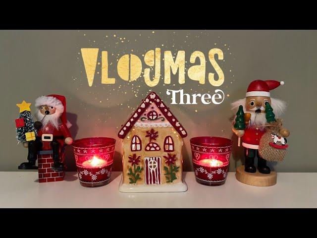  VLOGMAS THREE | Yummy Shortbread & PUZZLE time 