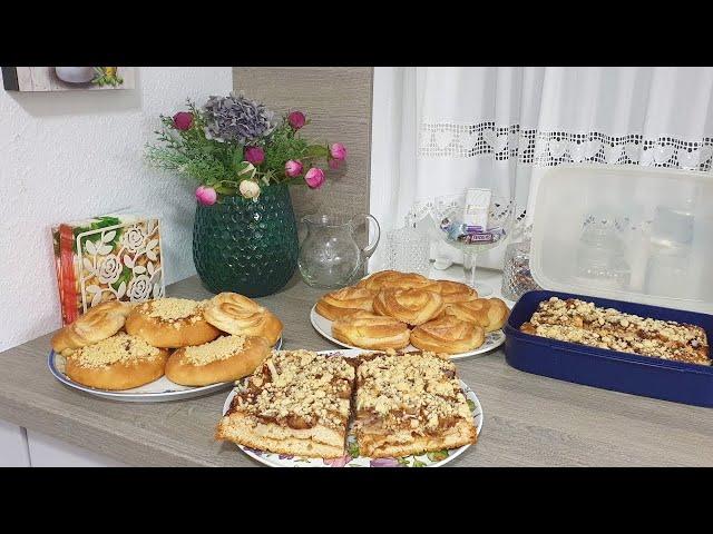 Плюшки сахарные!Ватрушки с крошкой!Кухен двойной!