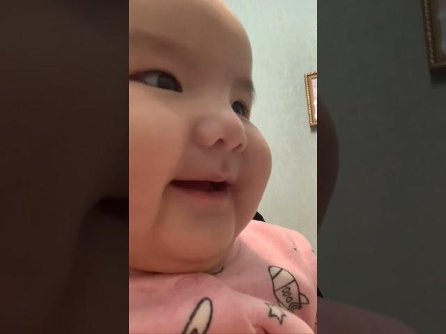 Алинка мандаринка. Алинка апельсинка. Смех Алины)) #смех #ржач #дети
