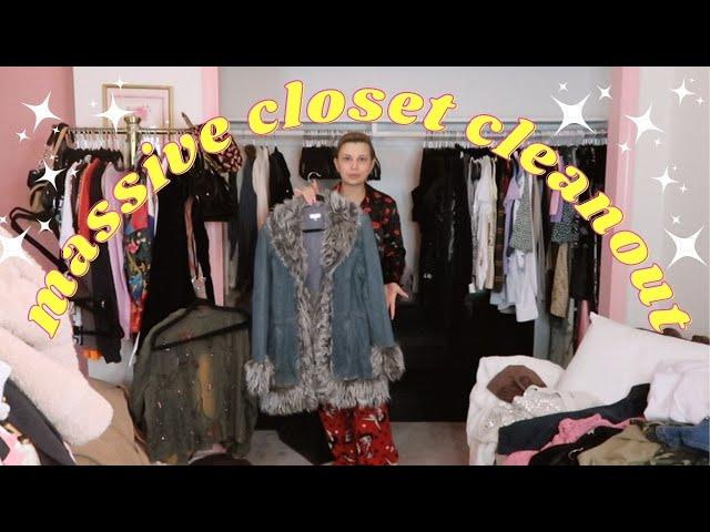 THRIFTED CLOSET TOUR  - MASSIVE CLOSET DECLUTTER