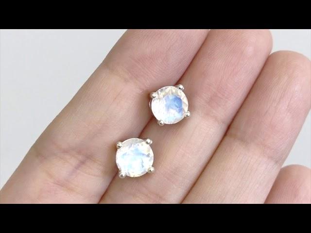 Trouvée.Co Moonstone Stud Earrings