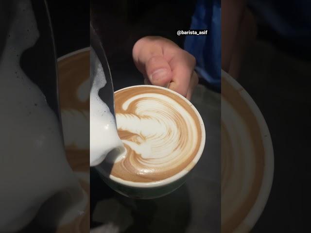 Swan  latte art #shorts #short #youtube #viral #viralvideo #viralshorts #coffee #barista #