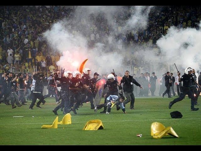 Ultras Fenerbache Vs Police Welcome To Hell