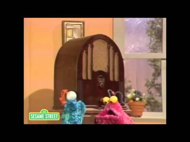 How to say "Nope, Nope"  Sesame Street Yip Yip martians