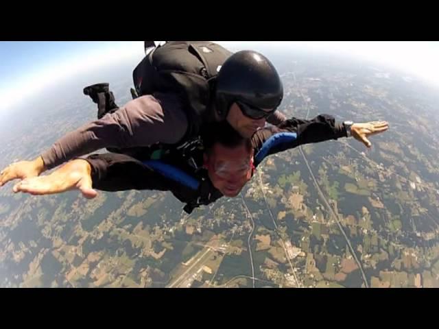 Nathan Whitney Skydiving in Alabama