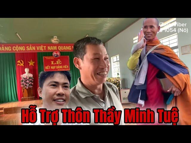 Trước khi về quê em NÔ NÈ gởi bánh Trung Thu cho các cháu ở Thôn Nhà Thầy Minh Tuệ