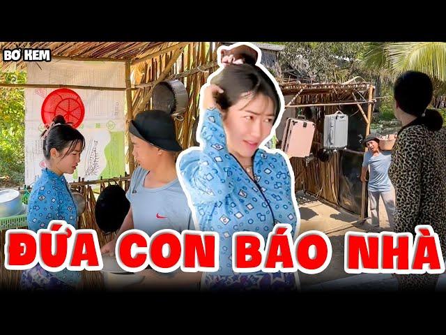 Mẹ Bơ Kem Bất Lực Khi Thấy Con Gái Ngày Nào Cũng Về Xúc Trộm Gạo Với Mượn Đồ | Bơ Kem