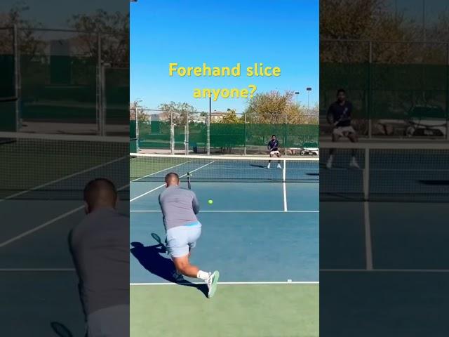 Do you chip n charge on your forehand? #tennis #tennispractice #courtleveltennis #sinner #daviscup