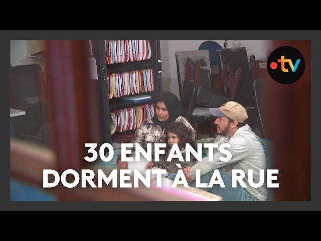 "Pas d'enfants à la rue" : le jour à l'école et le soir sans hébergements