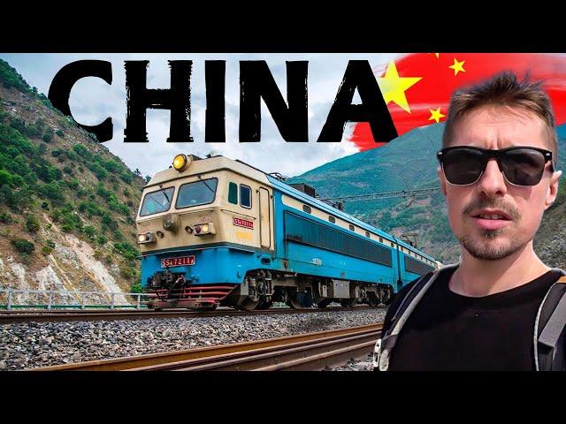 18 Hours on China's Greatest Sleeper Train 