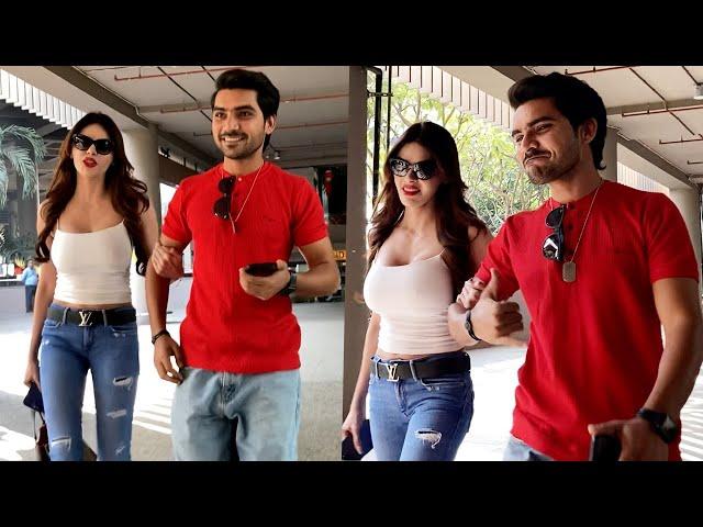 Sherlyn Chopra Spotted At Mumbai Airport | MS shorts