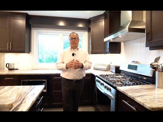 989 Fairbairn St | Video Tour | Wade Hamblin REALTOR® with RE/MAX Eastern