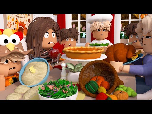 Our WORST THANKSGIVING!  **HUGE FAMILY FIGHT! FINLEYS LEAVING!* | Bloxburg Town Roleplay