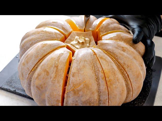 Very soft and sweet! Soft giant pumpkin rice cake making - Korean street food / 물없이 만드는 맷돌호박떡