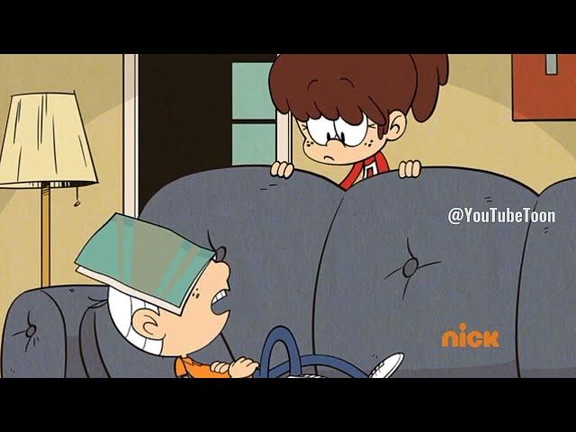 lincoln besa a lynn  ( The Loud House)