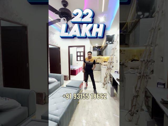 60 Gaj ka | 2 Bhk flat | 20 FT Front road par | Only in 22 lacs | loan up to 95% | Uttam Nagar Main