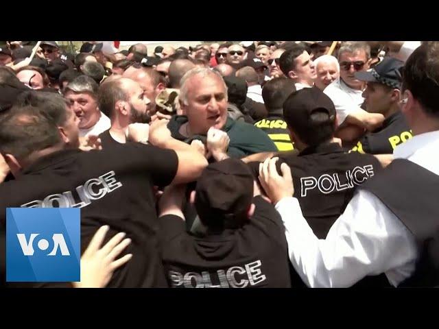 Anti-LGBT Protesters Break Up Pride Parade in Georgia | VOA News