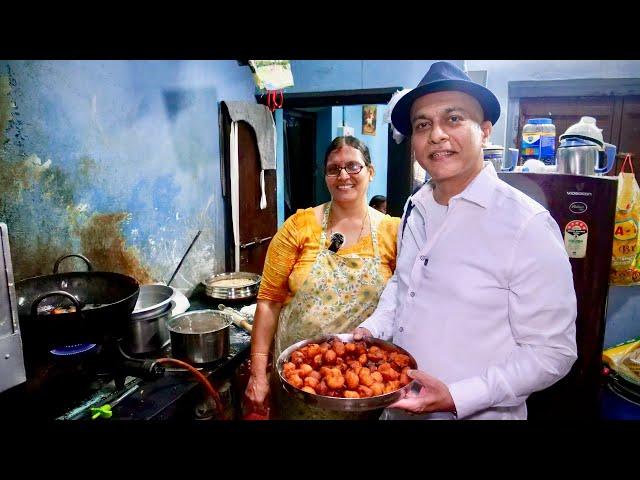 She Is Up At 330AM EveryDay To Serve Udupi’s Earliest Breakfast! HOTEL VANISHREE Hidden Home Eatery!