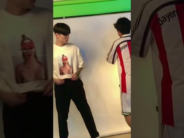 흑백사진관 레트로 프로필스튜디오