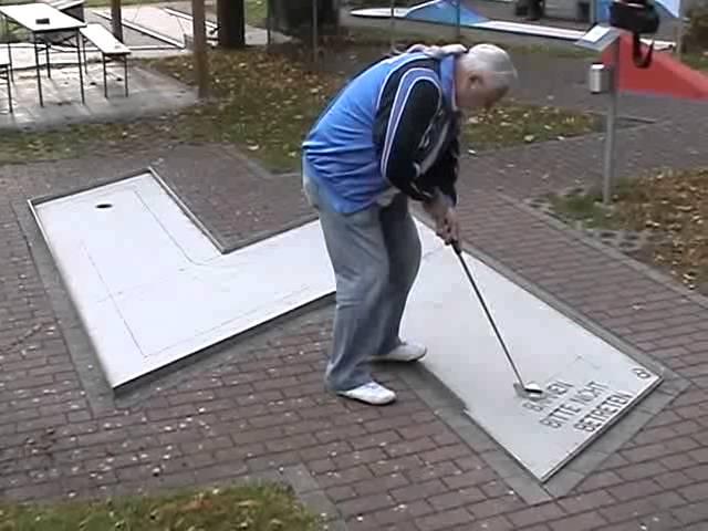 Minigolf professionell Europameister Hubert Bayer in Schweinfurt