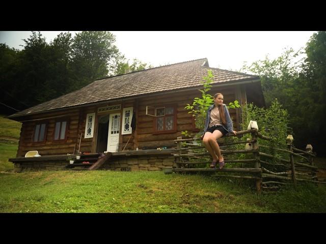 Life on the Edge of the World. A Young Woman's Life in a Remote Mountain Village