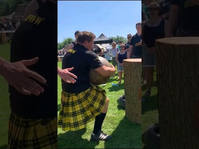 Paradise Punks - Highland Games Nordhorn 2023 - Unser Benny beim Stone Of Manhood