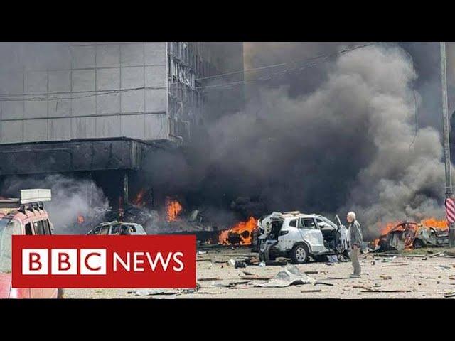 Dozens dead and injured in Russian strike on central Ukraine city - BBC News