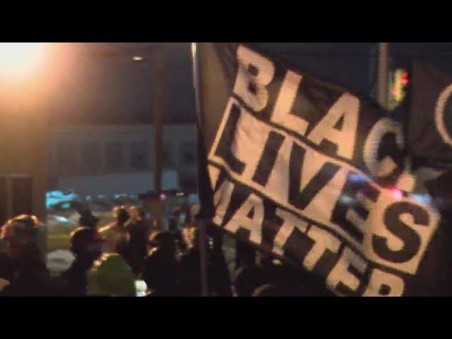 Daniel Prude protesters arrive at Public Safety Building in Rochester after marching onto 490