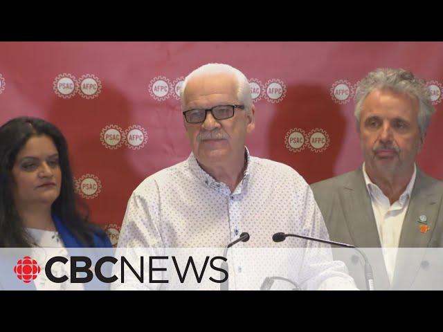 155,000 public servants to strike Wednesday if no deal reached, PSAC says