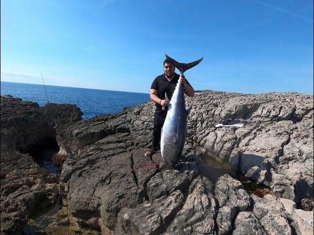 59 KG TUNA LANDBASED WITH SHORE JIGGING TACKLE