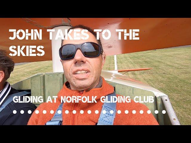 Gliding at Norfolk Gliding Club in a T-21