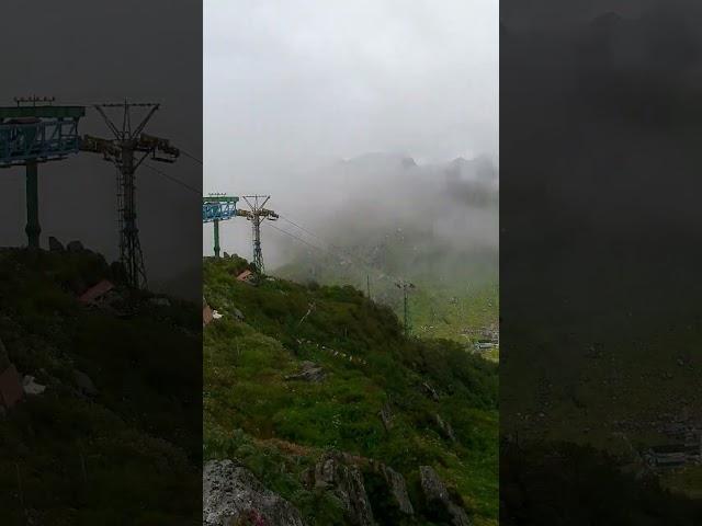 tshangu Ropeway #changulake #enjoyyourholiday #enjoy #ropeway #tshangu #mountains #clouds #timelapse
