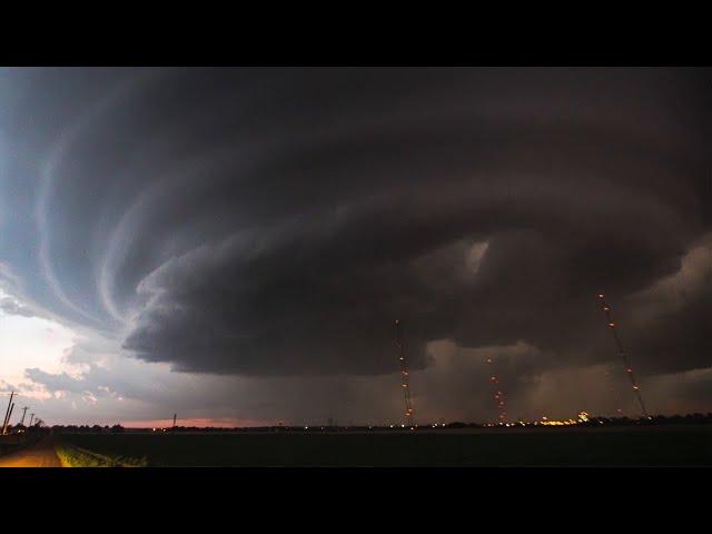 How I got the shot: Photographer explains story behind storm photos