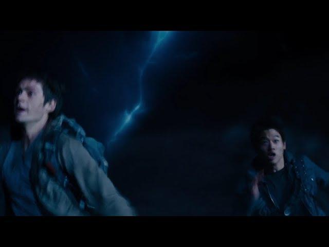 Minho gets struck by lightning [Scorch Trials]