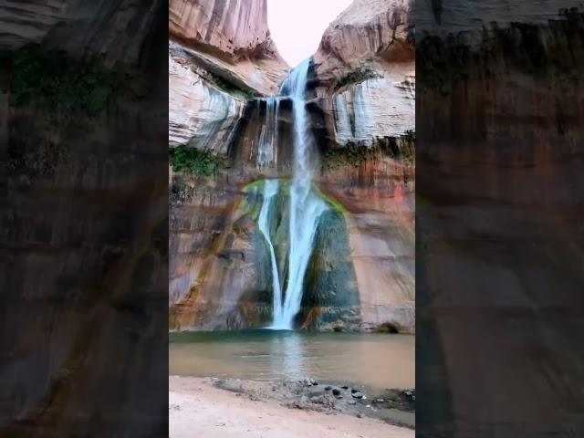 Most beautiful waterfalls in Utah—Lower Calf Creek Falls. 